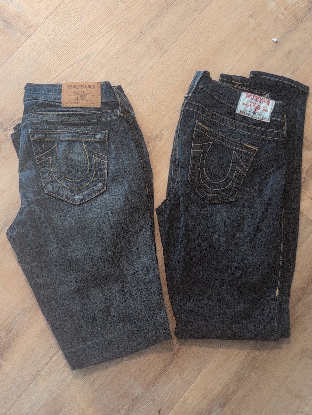 True Religion Women's s Denim Jeans Skinny Jeans-2  Pairs